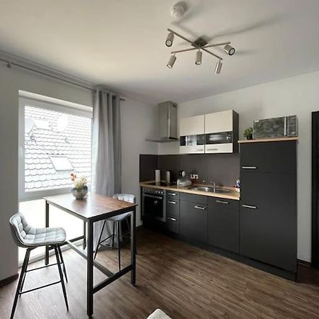 Gemutliches, Stadtnahes 2-Zimmer Apartment Mit Netflix Bielefeld Kültér fotó